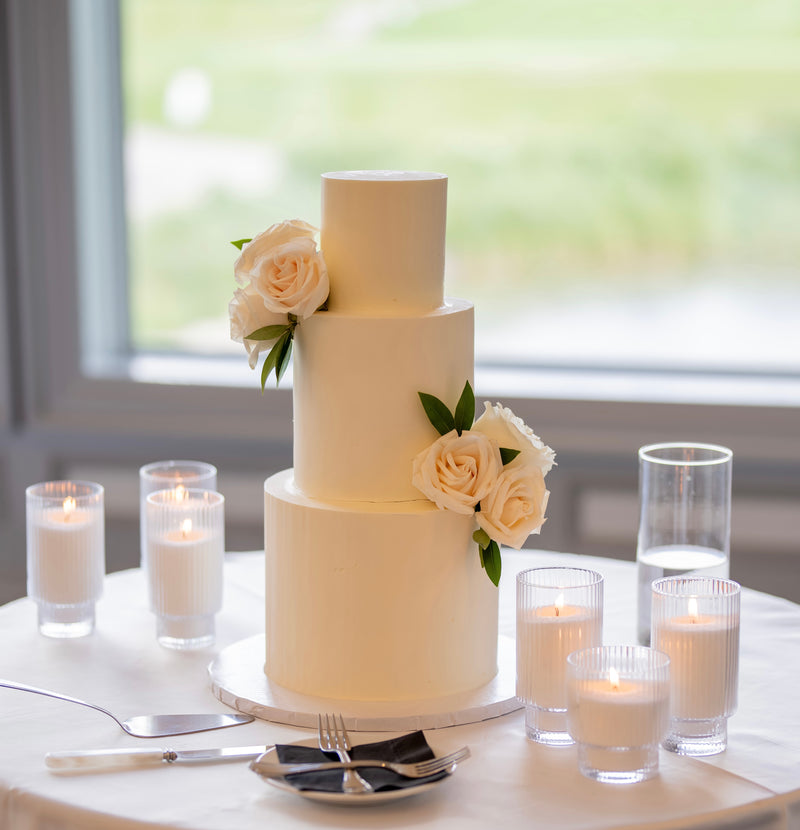 Explore Wedding Cakes